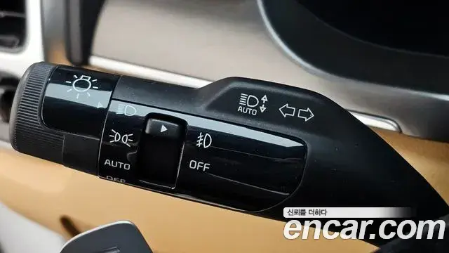 Kia Sorento 2021 — ფოტო 10/34