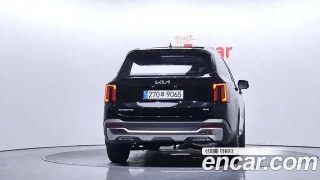 Kia Sorento 2024 — Şəkil 6/35