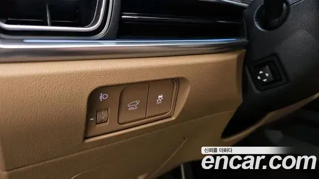 Kia Sorento 2024 — Şəkil 16/35