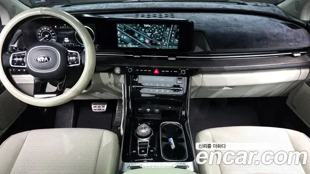 Kia Carnival 2021 — Фото 7/20