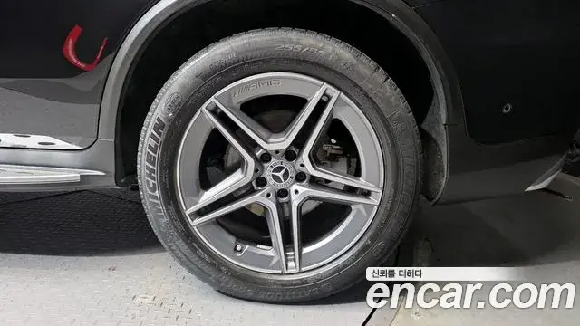 Mercedes-Benz GLC-Class 2021 — Şəkil 19/30