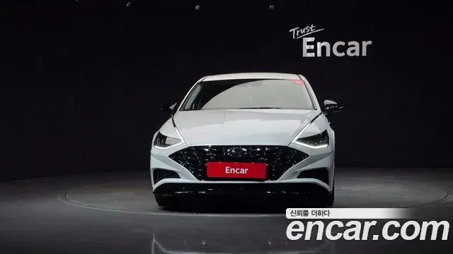 Hyundai Sonata 2021 — Фото 3/20