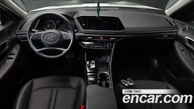 Hyundai Sonata 2021 — Фото 7/20