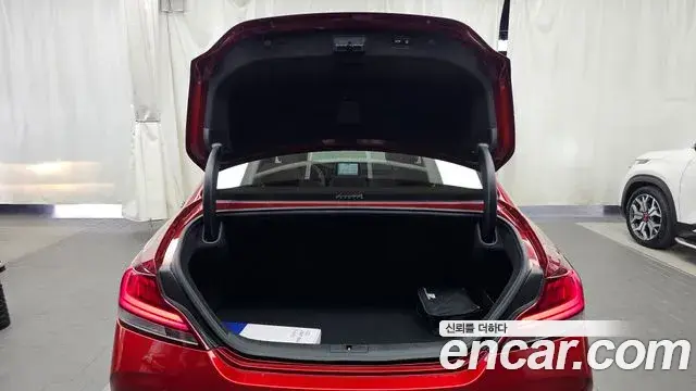 Genesis G70 2018 — Şəkil 35/35