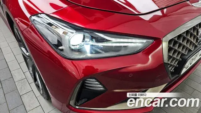 Genesis G70 2018 — Şəkil 34/35