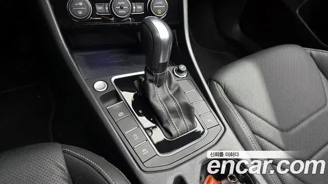 Volkswagen Jetta 2021 — ფოტო 20/20