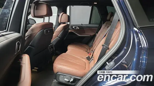 BMW X5 2025 — Фото 12/20