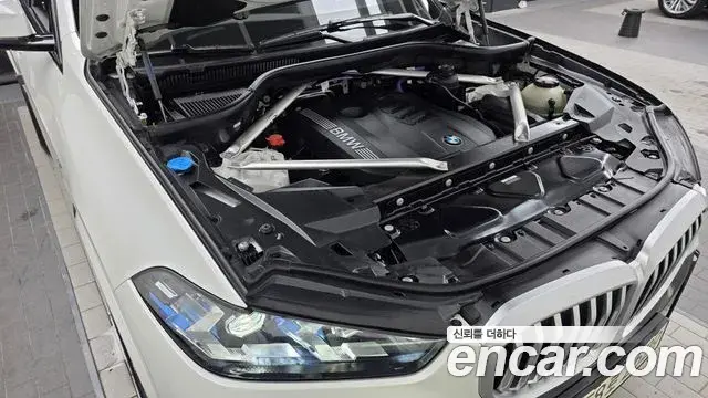 BMW X5 2024 — Photo 2/36
