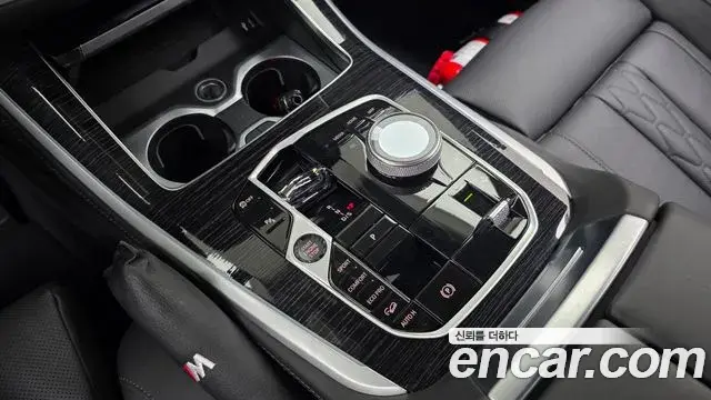 BMW X5 2024 — Photo 14/36