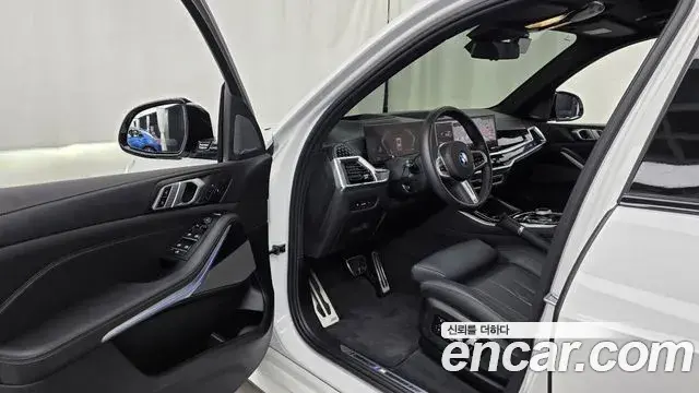 BMW X5 2024 — Photo 7/36