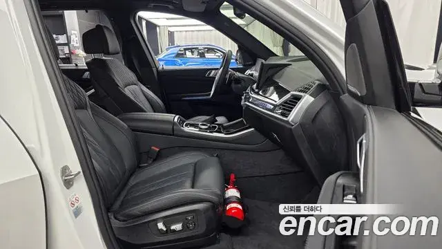BMW X5 2024 — Photo 18/36