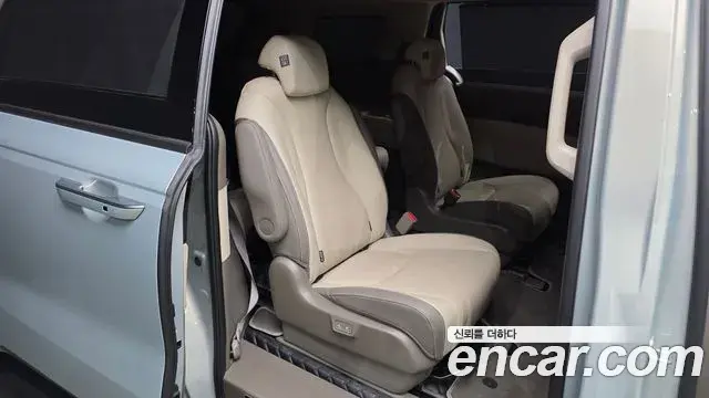 Kia Carnival 2024 — Photo 4/20