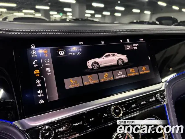 Bentley Continental GT 2023 — Фото 12/18
