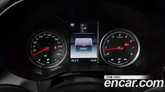 Mercedes-Benz GLC-Class 2019 — Фото 8/20
