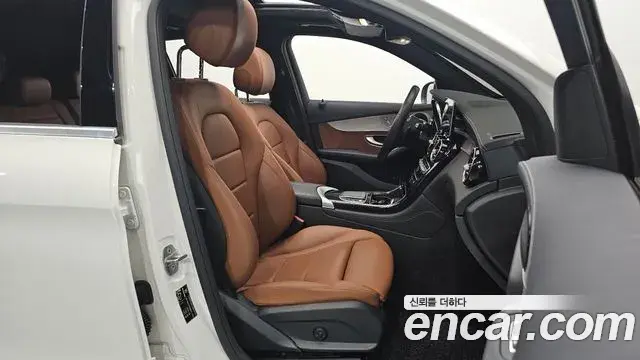 Mercedes-Benz GLC-Class 2021 — Фото 10/20
