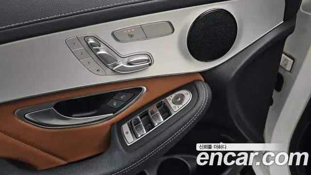 Mercedes-Benz GLC-Class 2021 — Фото 18/20