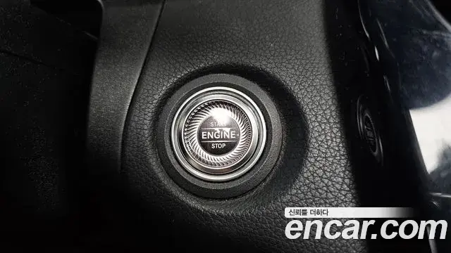 Mercedes-Benz GLC-Class 2021 — Photo 31/36
