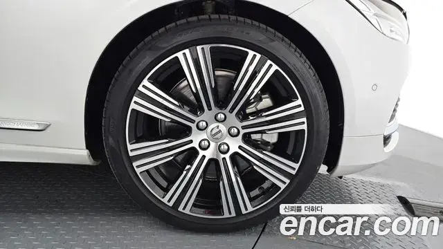 Volvo S90 2022 — Şəkil 24/34