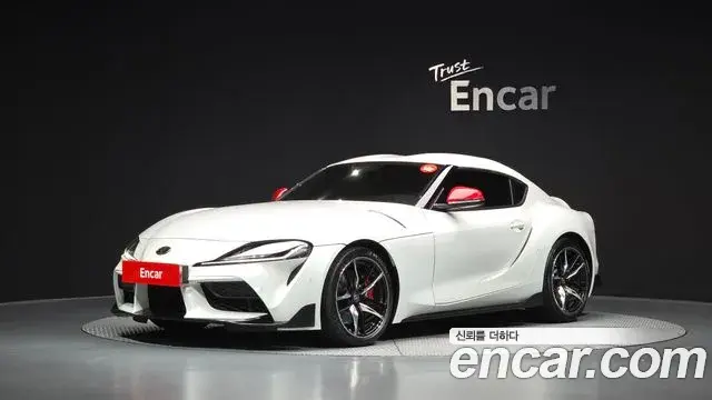 Toyota Supra 2020 — ფოტო 10/30