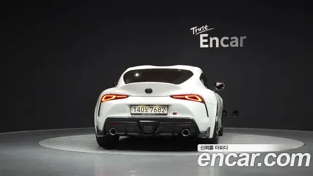 Toyota Supra 2020 — ფოტო 2/30