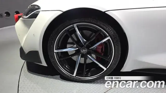 Toyota Supra 2020 — ფოტო 19/30