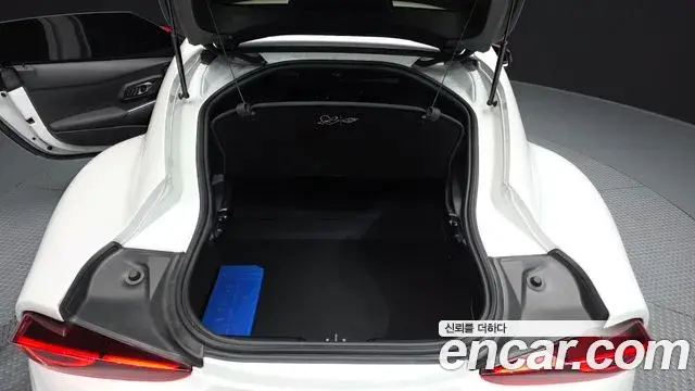 Toyota Supra 2020 — ფოტო 3/30