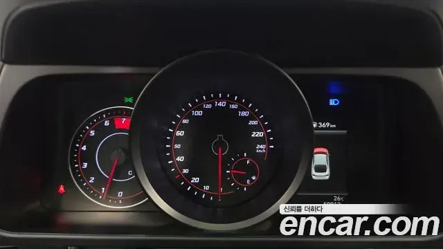 Hyundai The New Avante Hybrid 2022 — ფოტო 24/30
