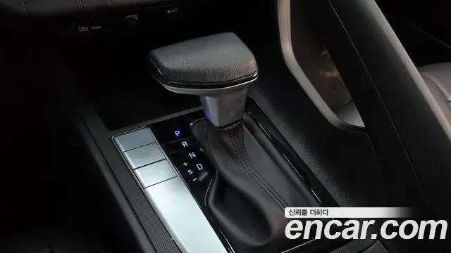 Hyundai The New Avante Hybrid 2022 — ფოტო 17/30