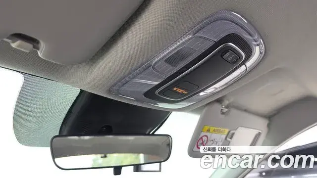 Hyundai The New Avante Hybrid 2022 — ფოტო 19/30