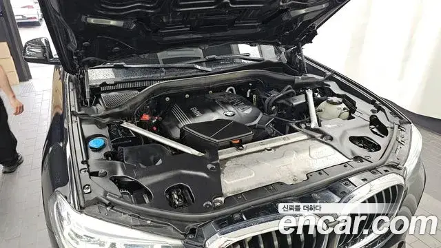 BMW X3 2018 — Фото 6/20