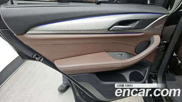 BMW X3 2018 — ფოტო 5/35