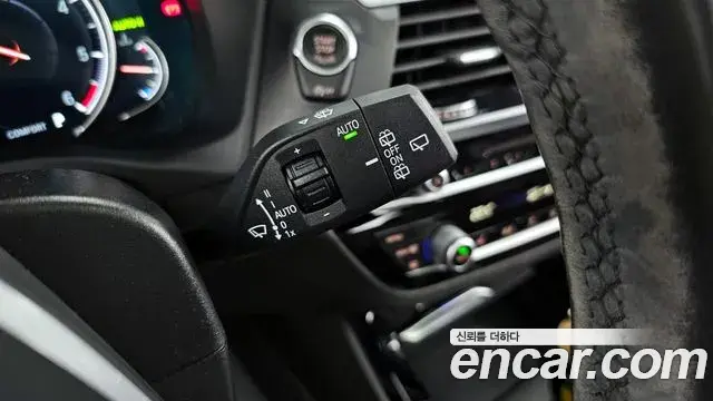 BMW X3 2018 — ფოტო 15/35