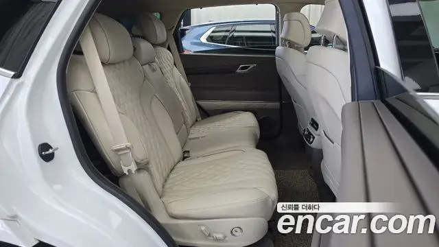 Genesis GV80 2022 — Photo 18/24