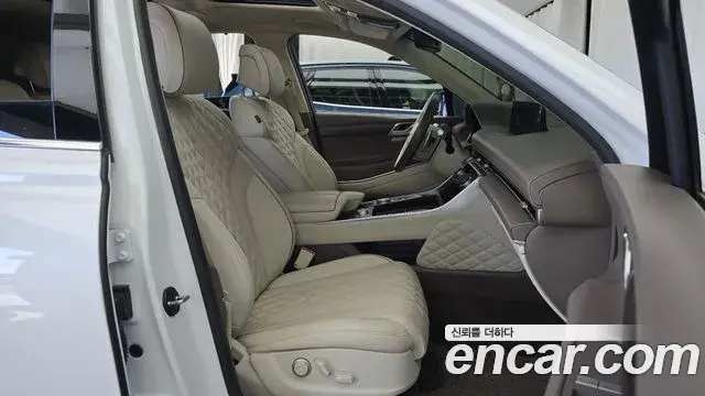 Genesis GV80 2022 — Photo 17/24