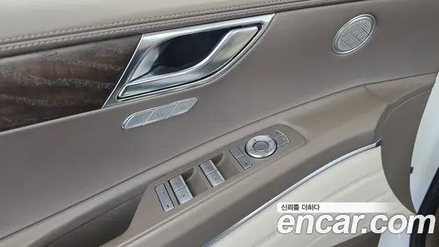 Genesis GV80 2022 — Photo 14/24
