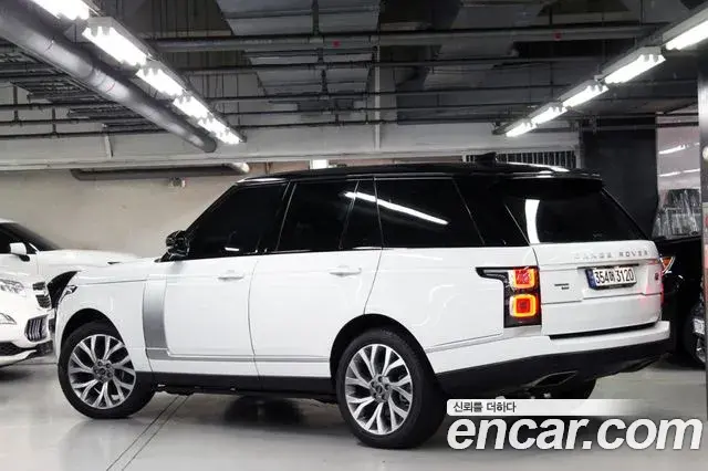 Land Rover Range Rover 2020 — Şəkil 1/20