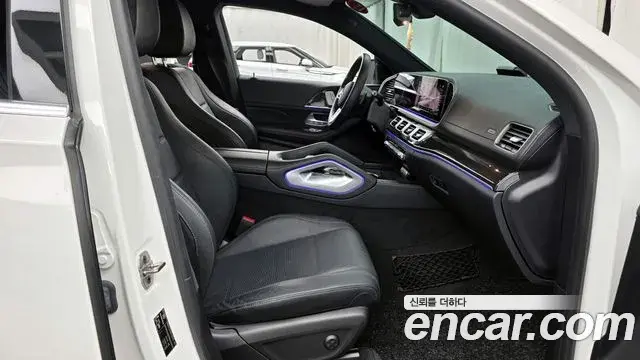 Mercedes-Benz GLE-Class 2021 — Şəkil 11/34