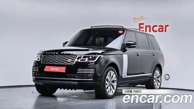 Land Rover Range Rover 2019 — ფოტო 42/46