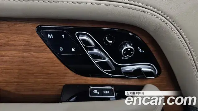 Land Rover Range Rover 2019 — ფოტო 21/46