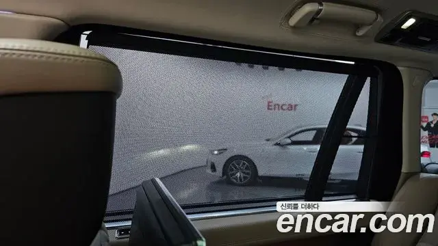 Land Rover Range Rover 2019 — ფოტო 4/46