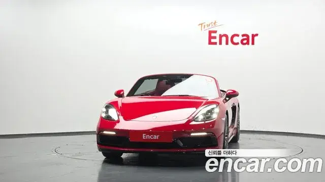 Porsche 718 Boxster 2019 — Фото 3/20