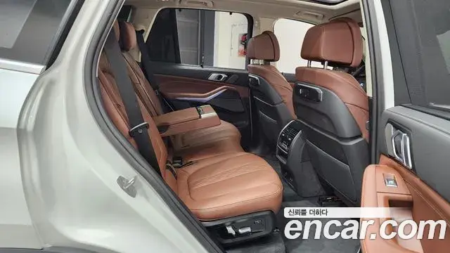 BMW X5 2025 — Фото 11/20