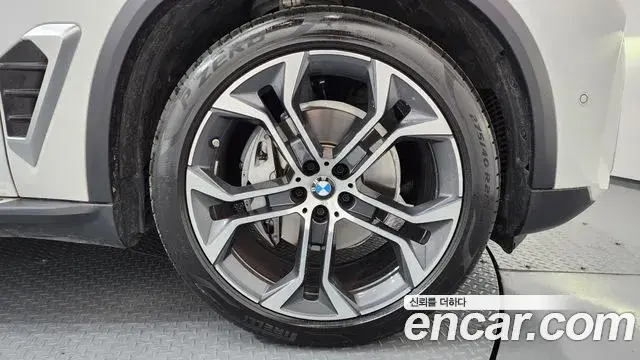 BMW X5 2025 — Şəkil 16/37
