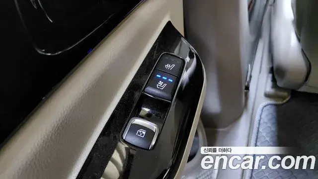 Kia Carnival 2023 — Şəkil 6/32