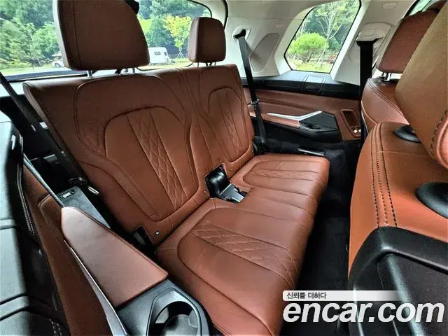 BMW X7 2019 — Photo 13/20