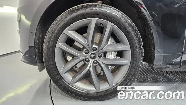 Land Rover Range Rover Sport 2025 — Photo 4/20