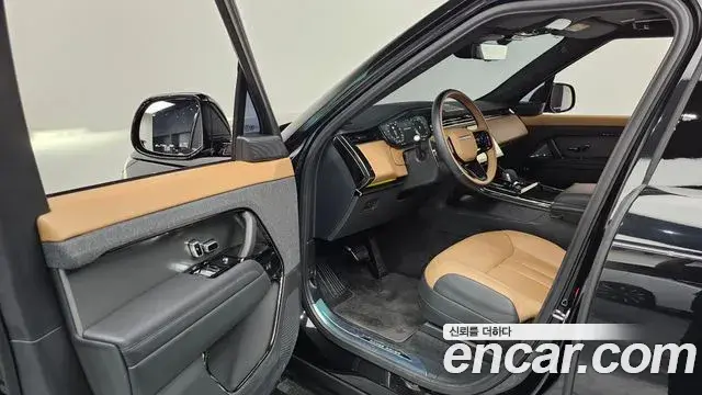 Land Rover Range Rover Sport 2025 — Photo 14/20