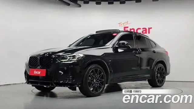 BMW X4 2023 — Фото 1/20