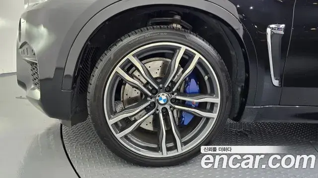 BMW X6M 2019 — Photo 13/20