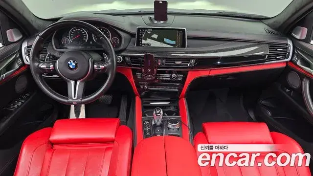 BMW X6M 2019 — Photo 18/20